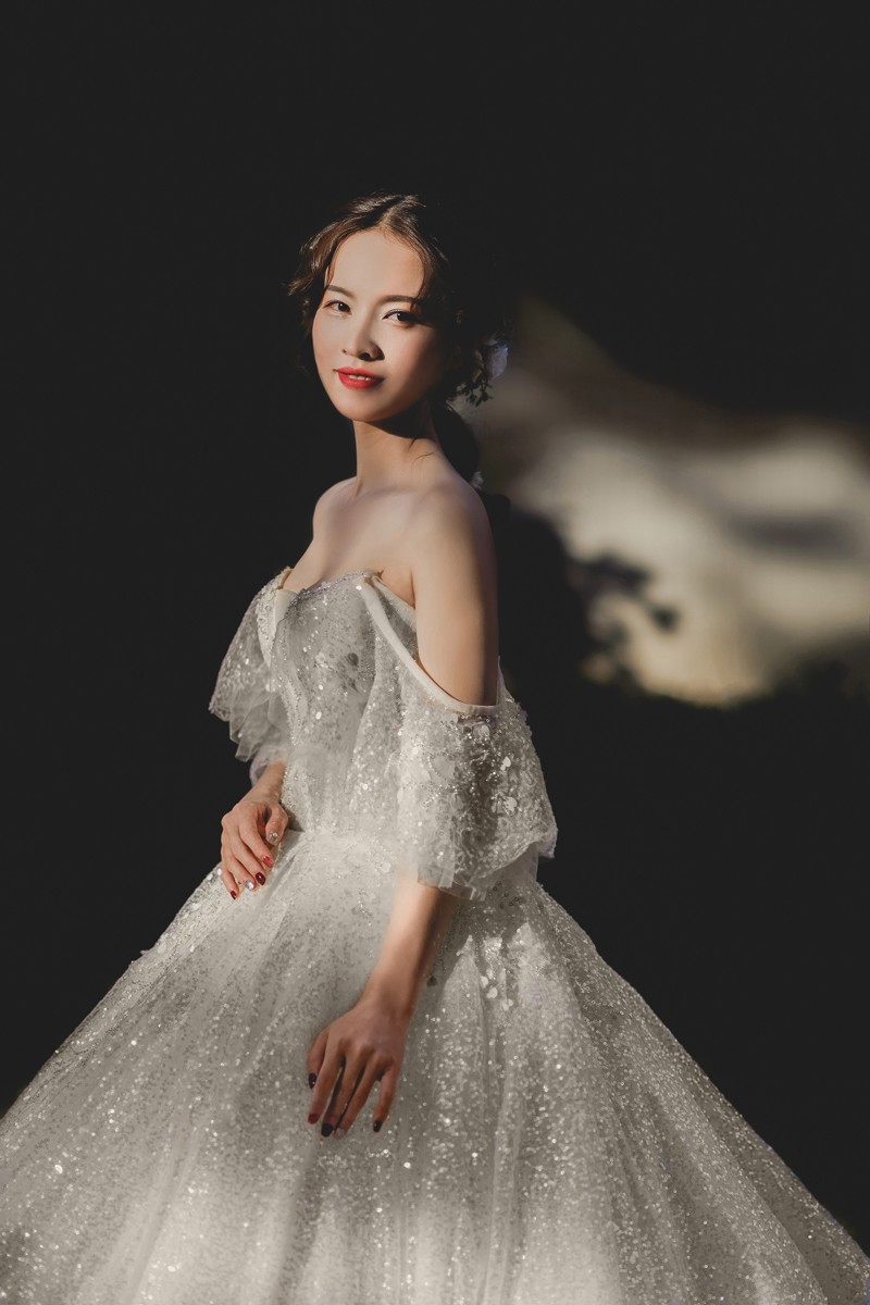 Junxin Zeng portfolio photo