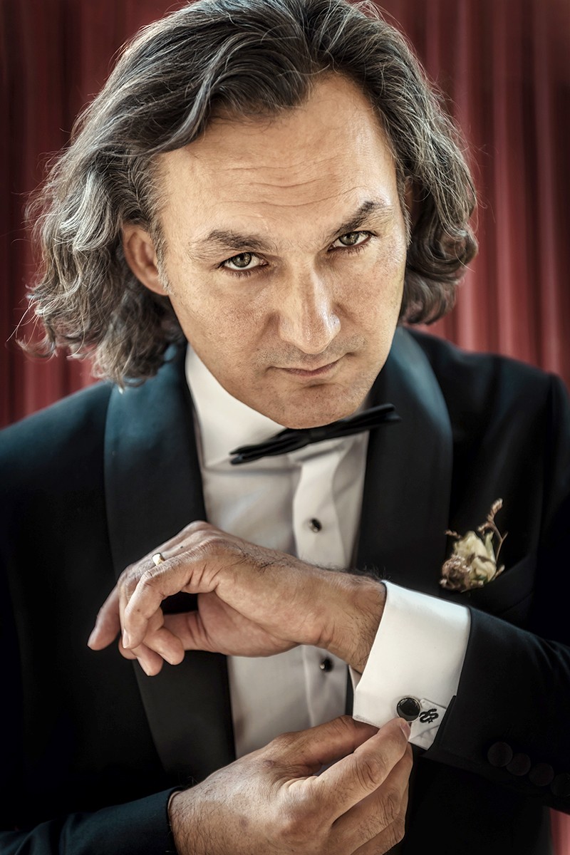 Özer Paylan portfolio photo