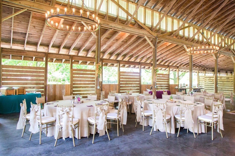 Real Weddings At Polo Barn At Saxony Farm In Lexington Ky