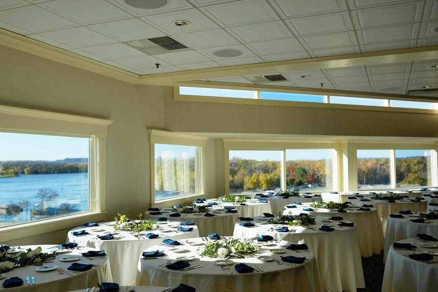 Real Weddings At St James Hotel In Red Wing Minnesota Real Weddings At St James Hotel In Red Wing Minnesota