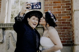 Amanda + Jess