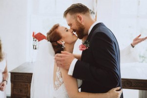 Tommy + Anna