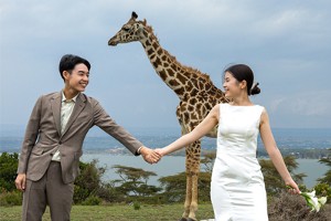 Hitomi + Tsuda